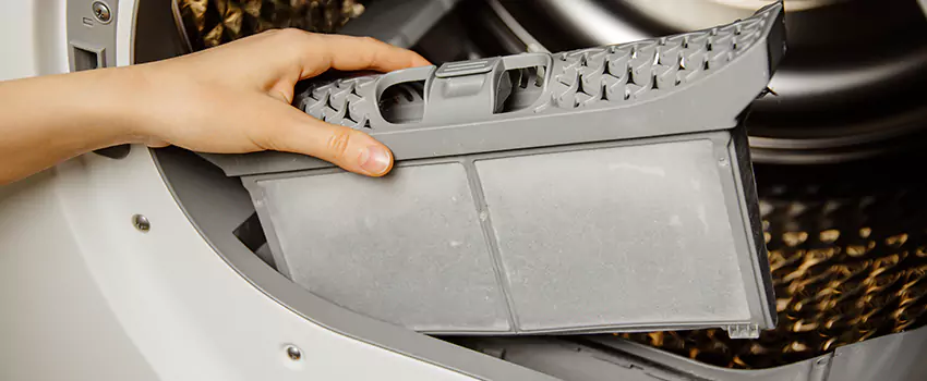 Signs Of A Clogged Dryer Lint Trap in Hialeah Gardens, Florida